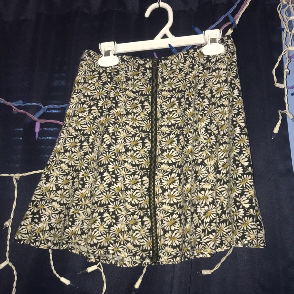 🌼Daisy Front Zip Up Skater Skirt🌼